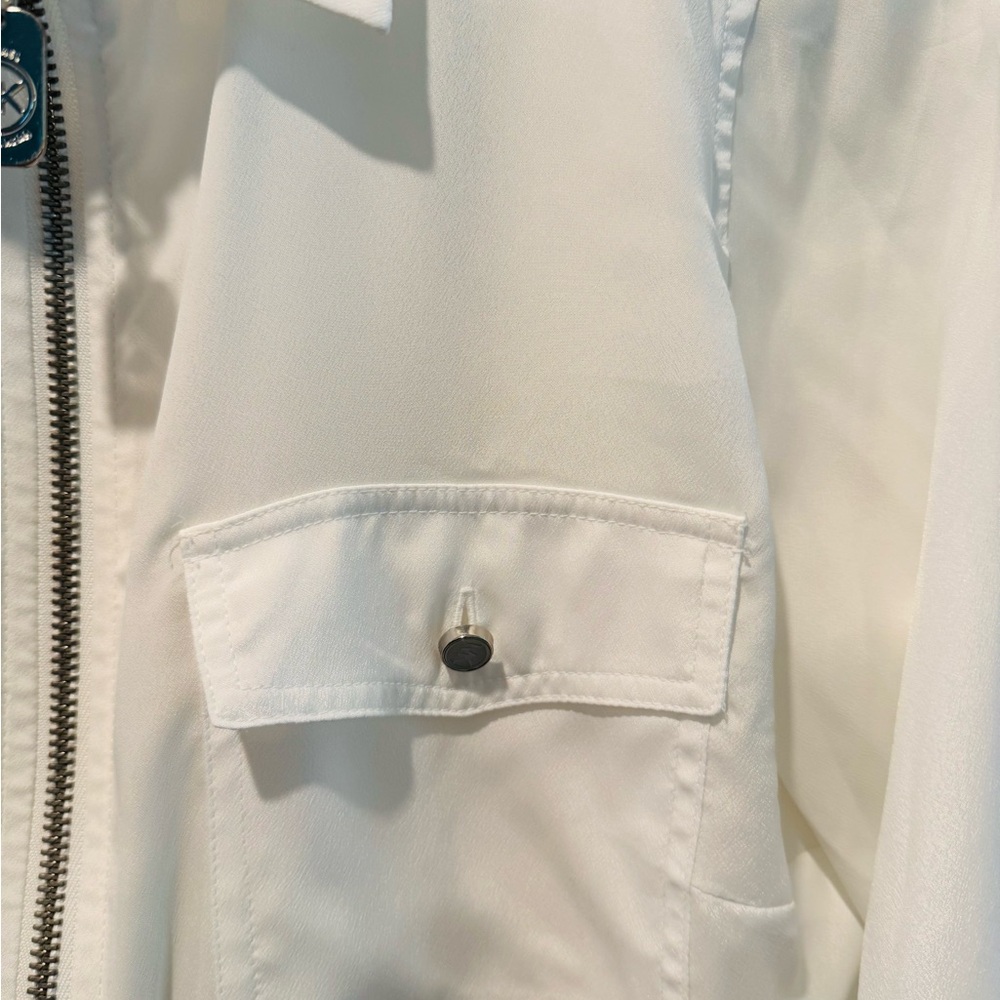 MICHAEL Michael Kors Zip Front Roll Tab Utility Blouse White Size Small - Picture 9 of 12